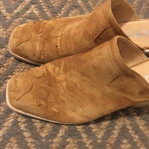 SOLD! Silent D Tan Suede Mules